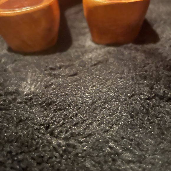 beautiful pink swedes💕 - Picture 4 of 7